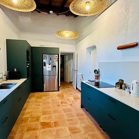 Climatisee, 5 Pieces, 140m2 Grande Piscine Vue Epoustouflante Proche Du Rupione Vila