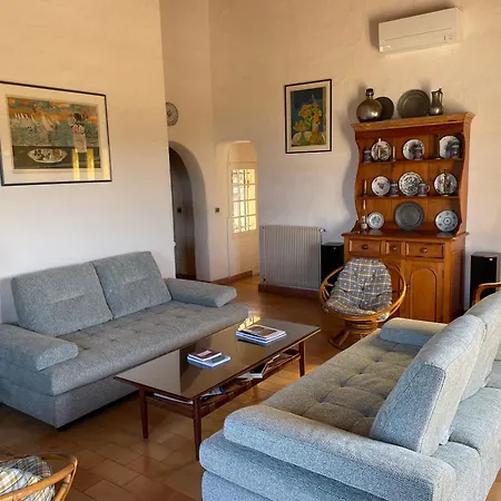 Climatisee, 5 Pieces, 140m2 Grande Piscine Vue Epoustouflante Proche Du Rupione Vila *