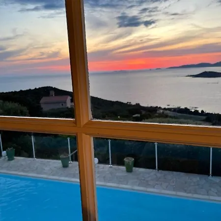 Climatisee, 5 Pieces, 140m2 Grande Piscine Vue Epoustouflante Proche Du Rupione Pietrosella