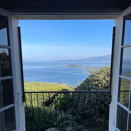 Villa Climatisee, 5 Pieces, 140m2 Grande Piscine Vue Epoustouflante Proche Du Rupione