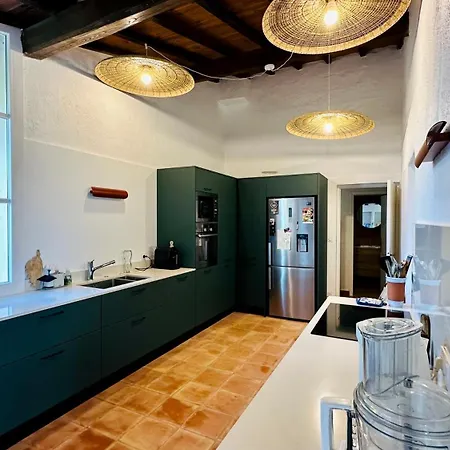 Climatisee, 5 Pieces, 140m2 Grande Piscine Vue Epoustouflante Proche Du Rupione فيلة *