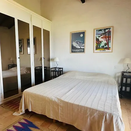 Climatisee, 5 Pieces, 140m2 Grande Piscine Vue Epoustouflante Proche Du Rupione Villa