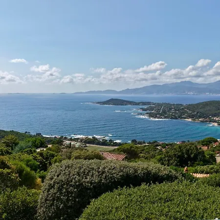 Villa Climatisee, 5 Pieces, 140m2 Grande Piscine Vue Epoustouflante Proche Du Rupione *